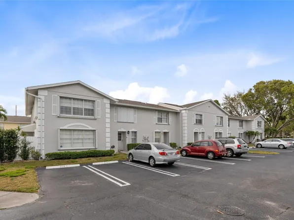 214 Foxtail Drive #E, Greenacres, FL 33415
