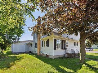 149 S Lincoln St, Poynette, WI 53955