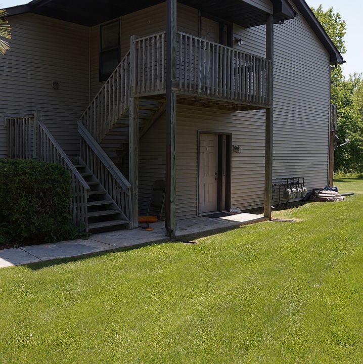 1st image of 515 Bienterra Trl APT 4