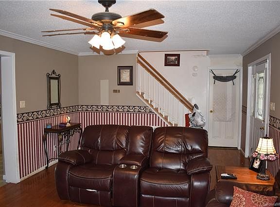 5th image of 222 Lonesome Pine Dr