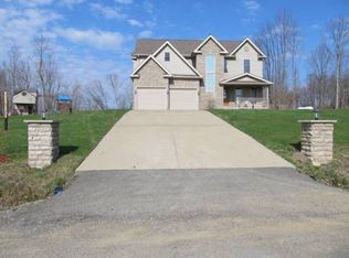 70320 Zunick Rd, Bridgeport, OH 43912