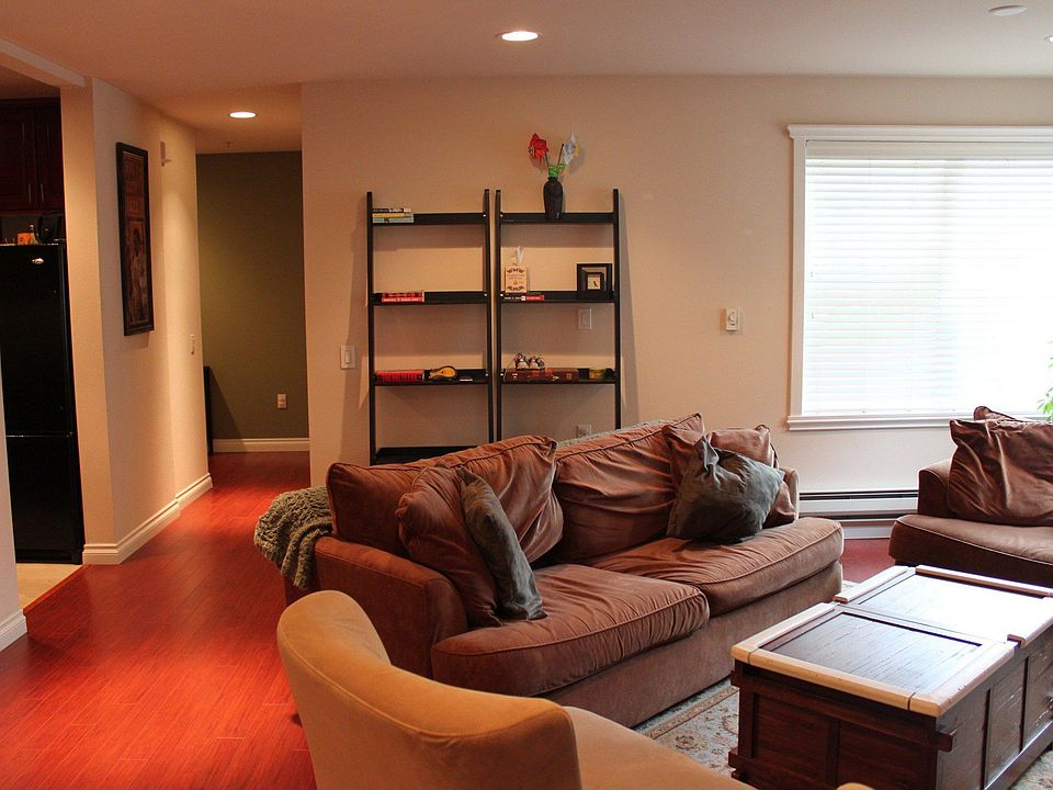 1st image of 717 E Denny Way Unit 1C