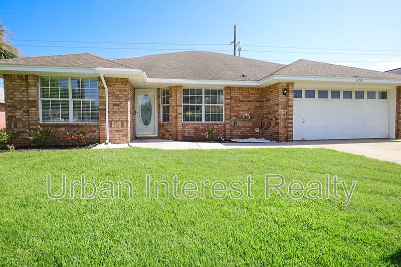 4658 Sunsail Cir