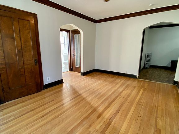 3rd image of 7150 S Claremont Ave #2