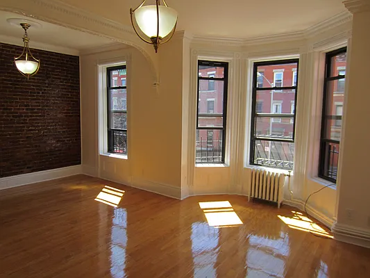 Rented by Aguayo & Huebener Brooklyn | media 32
