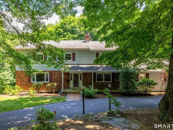 33 Hurds Hill Road, Woodbury, CT 06798