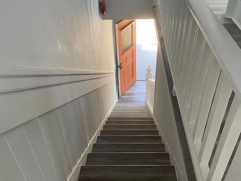 521 Davis St — Photo 9