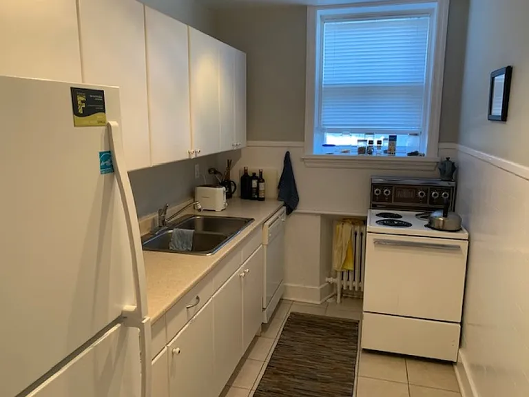 261 5th Ave #1 — Photo 6