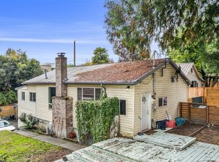 1282 Retsil Rd E, Pt Orchard, WA 98366