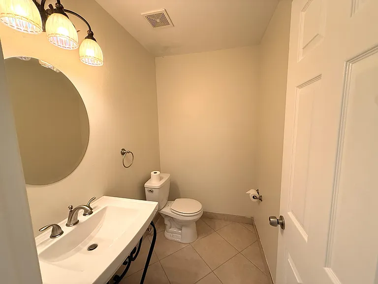 735 Hummingbird Way #202 — Photo 7