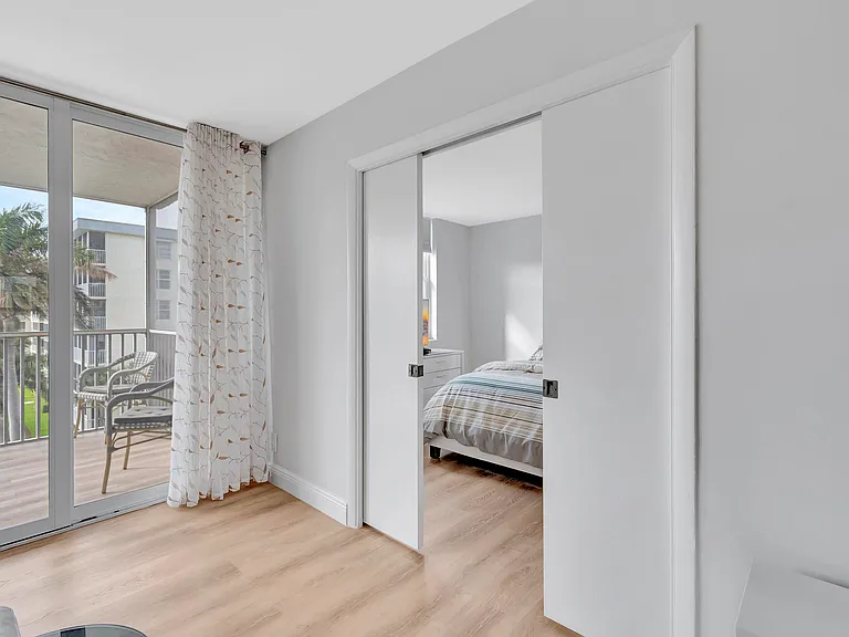 1 Harbourside Dr #4502 — Photo 26