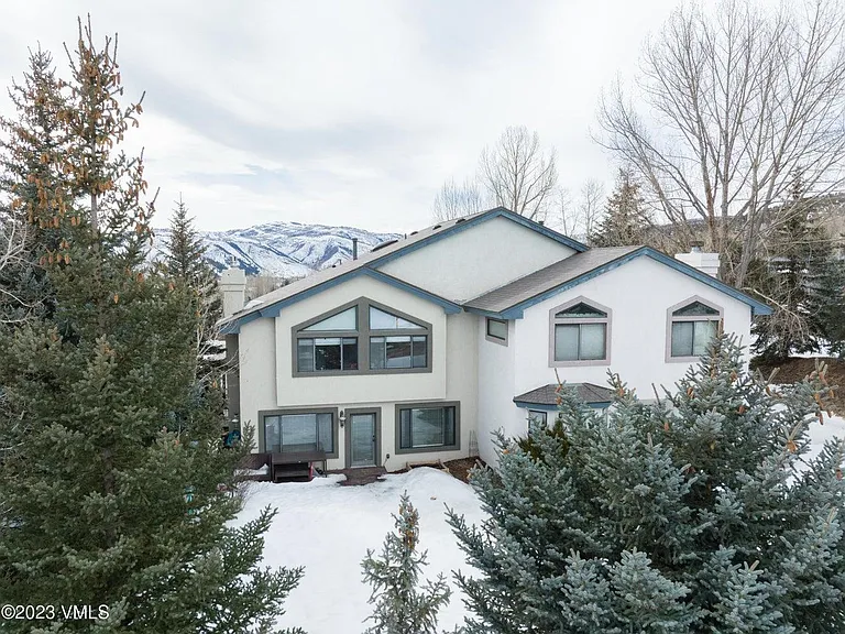 48 Charolais Cir — Photo 13