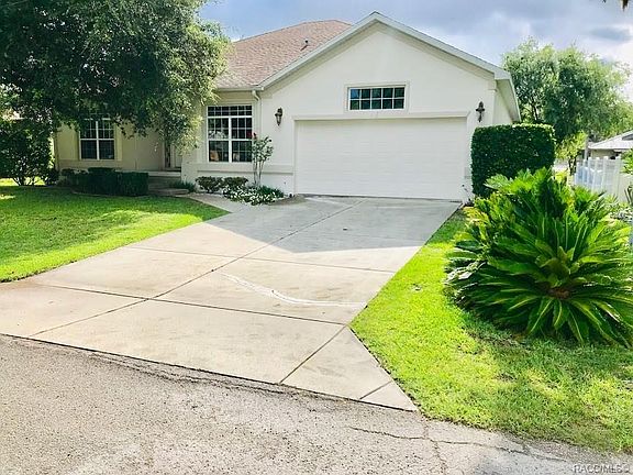 5th image of 1027 SE 4th Ave