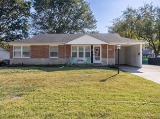 4464 Mohegan Dr, Saint Louis, MO