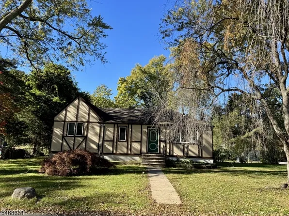 16 Linden Ave, Lincoln Park Boro, NJ 07035