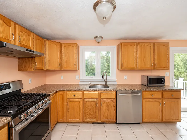 42 Wildcrest Ave — Photo 9