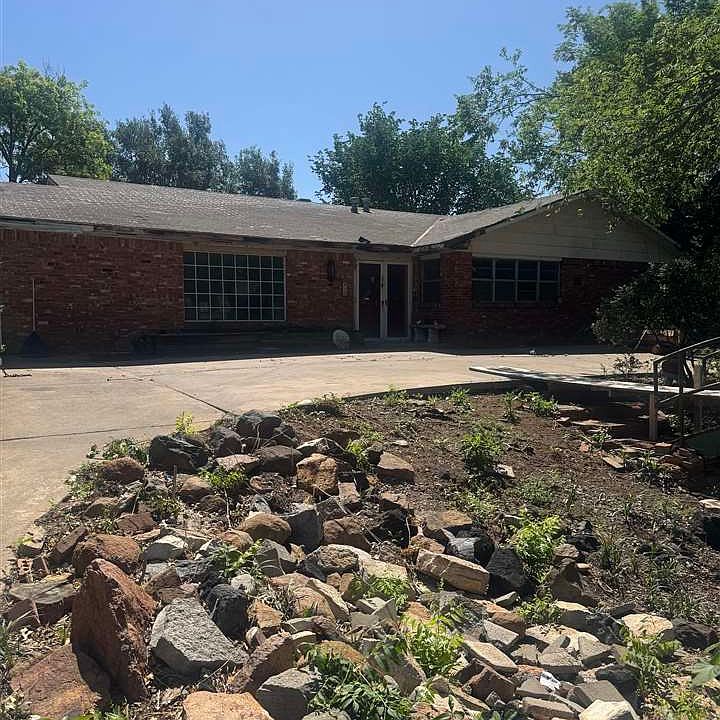 1st image of 807 NW 51st St