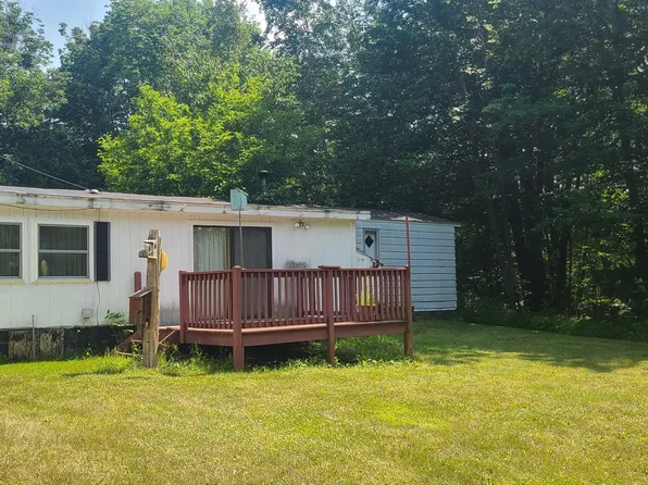 9 N Searsport Road, Searsport, ME 04974