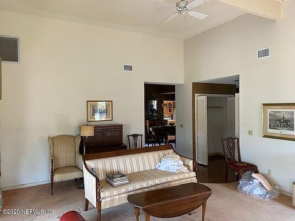 5th image of 36 Village Walk Dr