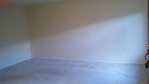 3rd image of 3215 44th St Unit 16