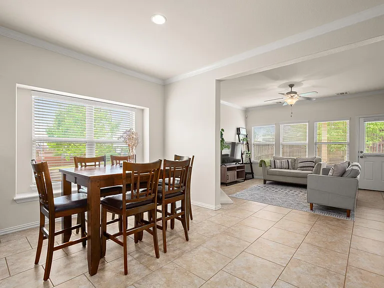 10012 Epic Knoll Dr — Photo 11
