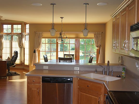 SS Appliances/Corian Counter