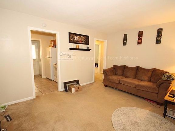 2nd image of 1609 Patton Ave