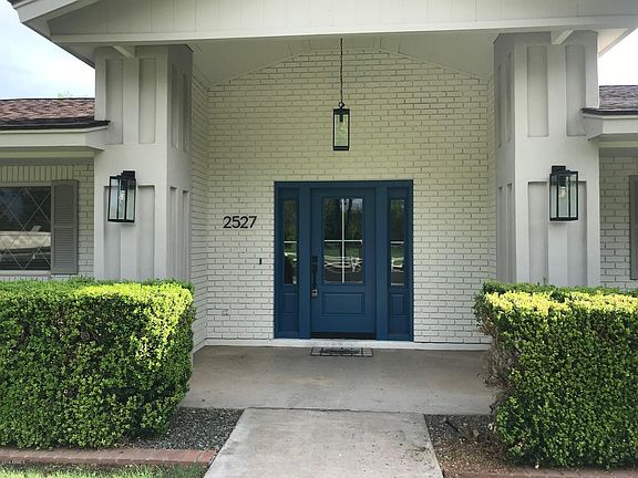 2nd image of 2527 E Fairview Cir