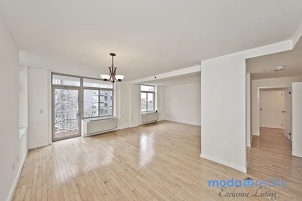 Rented by Moda Realty | media 16