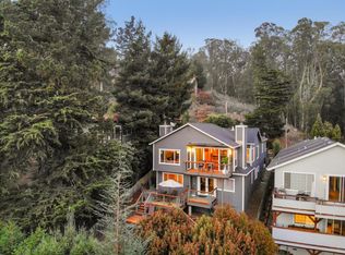 1178 Columbus St, Half Moon Bay, CA 94019