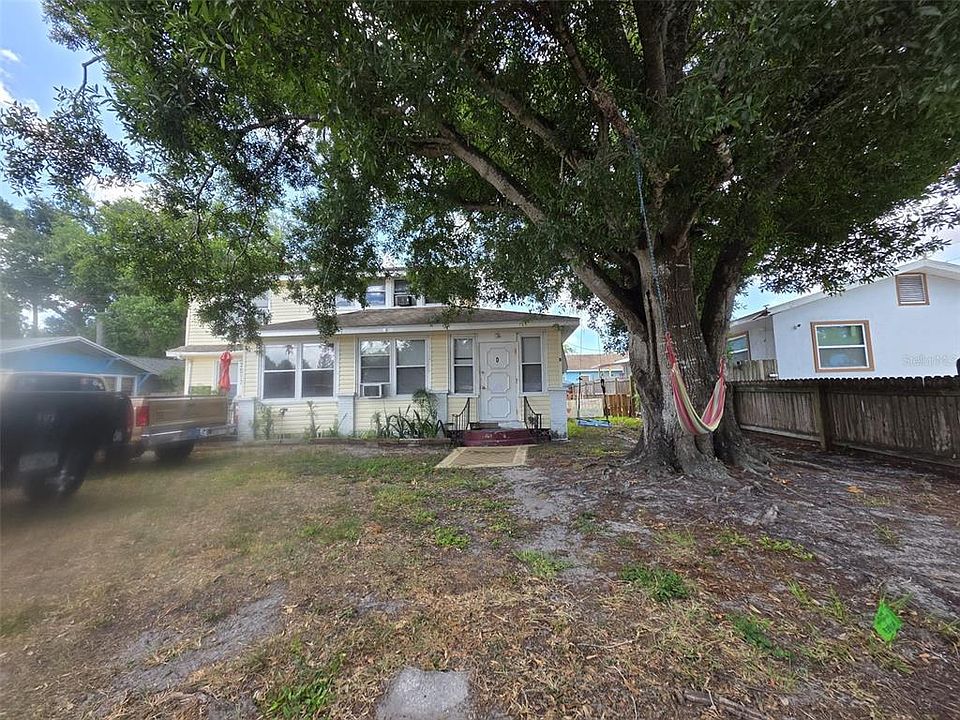 1st image of 2517 19TH AVENUE W