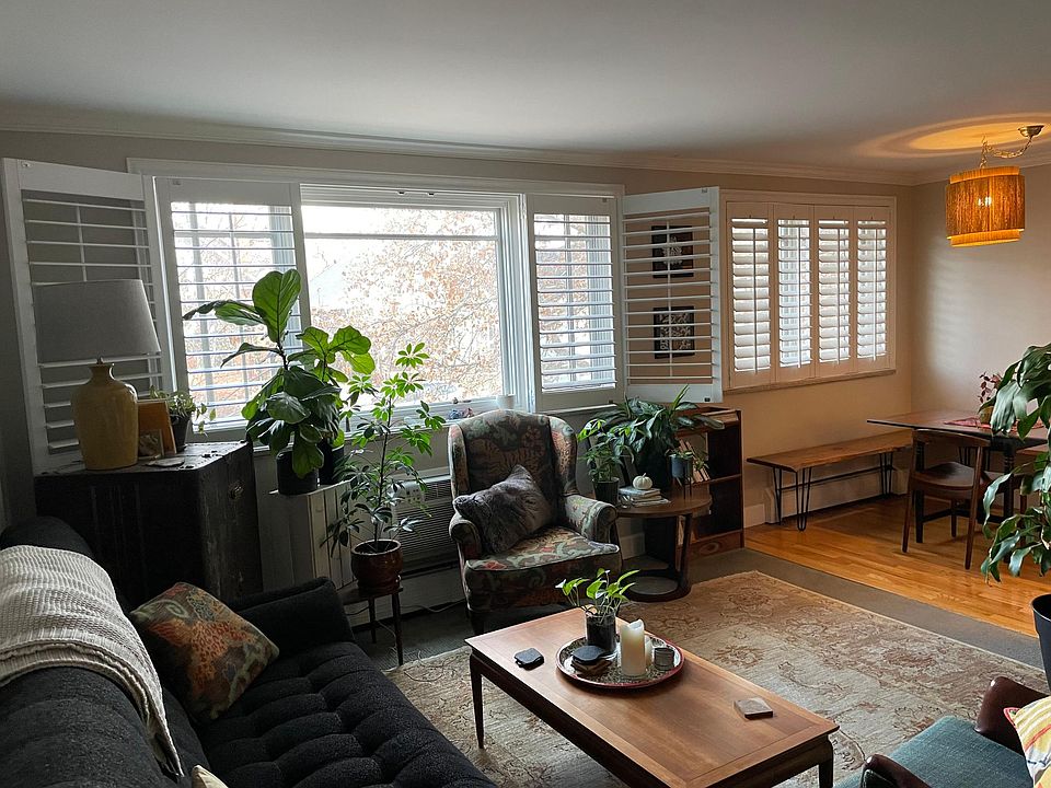 1st image of 969 S Pearl St APT 207
