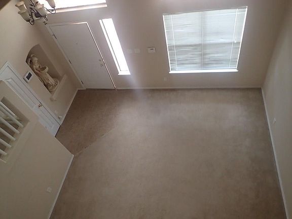 4th image of 5724 Laurel Clark Ln