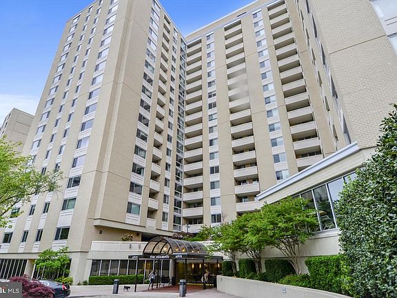 3rd image of 4601 N Park Ave #P58