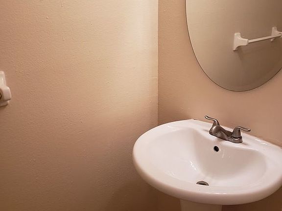 4th image of 6956 Trout St