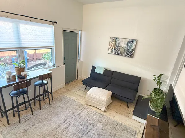 4600 Dr Martin Luther King Jr St N #B, Saint Petersburg, FL 33703