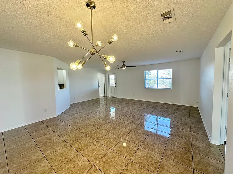 4403 Tidal Wave Dr — Photo 3