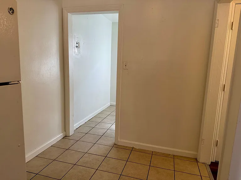 422 N Glenn Ave — Photo 7