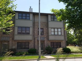 7718 Harvard St, Forest Park, IL 60130