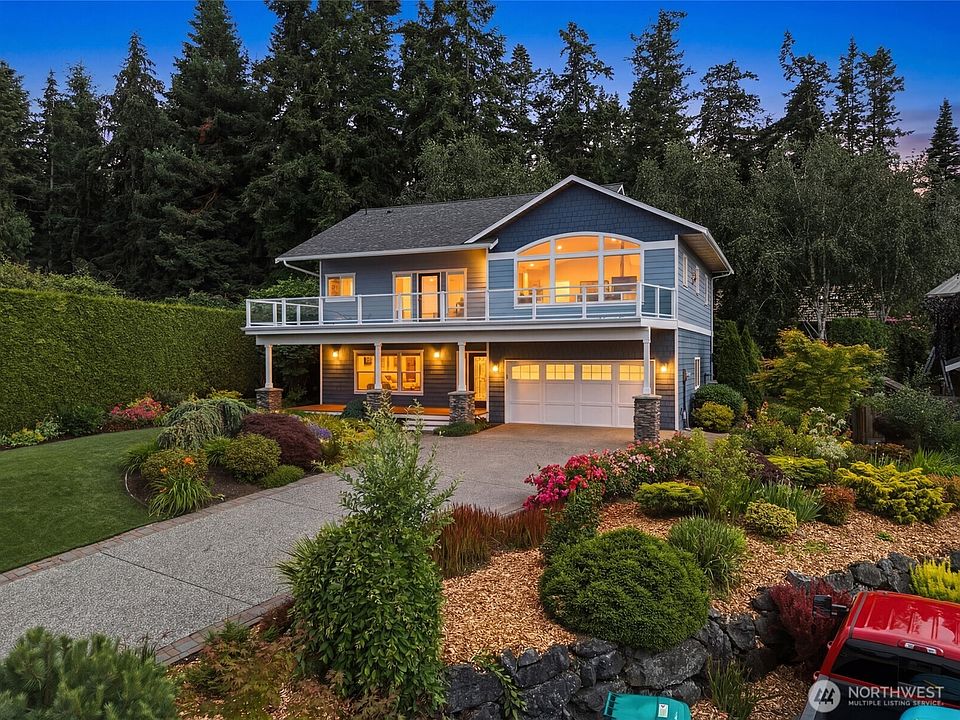 1st image of 895 Rocky Point Drive