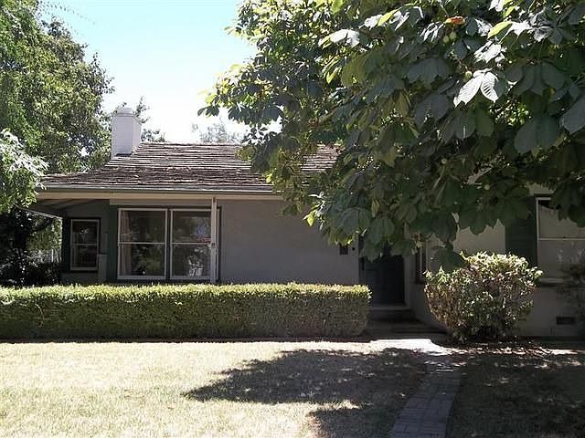 2nd image of 1401 W College Ave