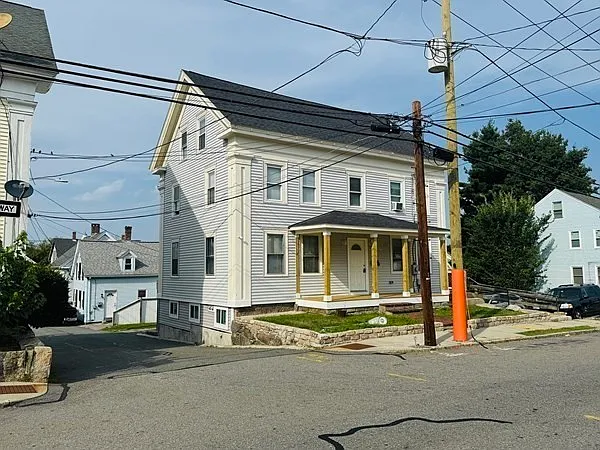 48 S Bow St #1 — Photo 2