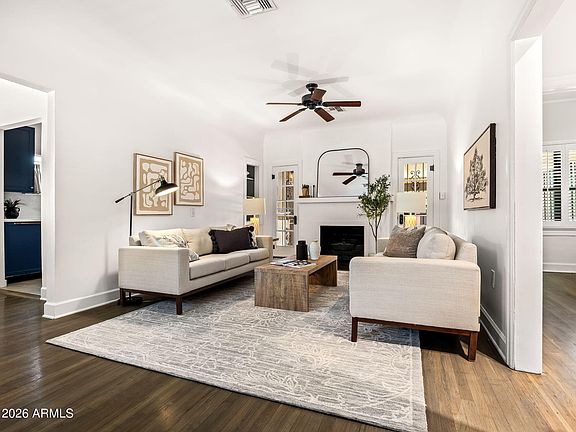 5th image of 1115 E WELDON Avenue