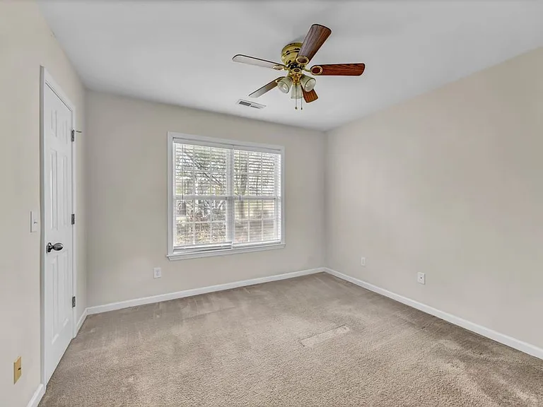 2029 Jackson St — Photo 19