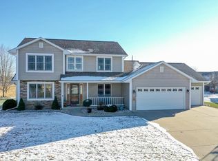 213 N 12th Ave, Winneconne, WI 54986