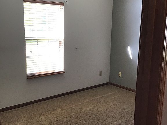 5th image of 8434 Eagles Nest Dr