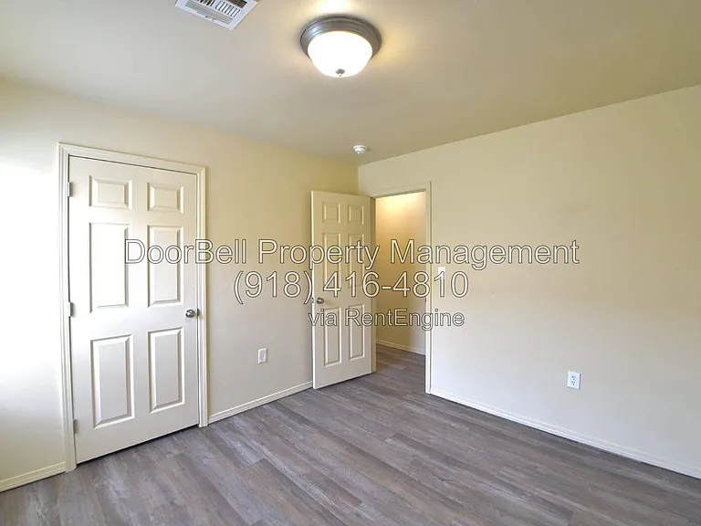 6009 S Madison Pl — Photo 12