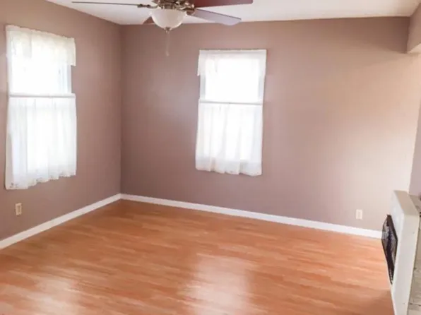 2104 1st Ave APT C, Canyon, TX 79015