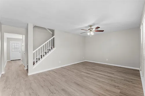 105 Green Isle Ave #120 Photo 1