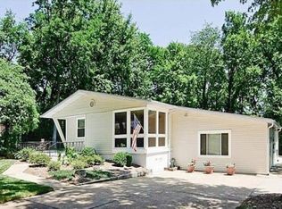 900 N Woodlawn Ave, Saint Louis, MO